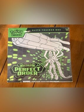 Pokémon PO ME Elite Trainer Box